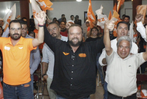 Isauro López “Chawaro”, advierte que de ganar la elección recibirá una administración en “cenizas”