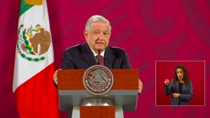 Acusa AMLO que dirigentes del PAN repartieron palos a manifestantes de Chihuahua