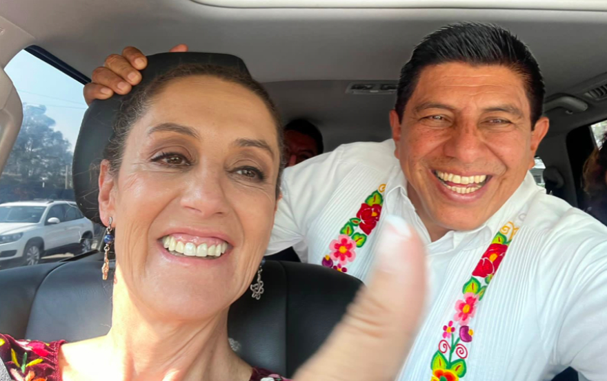 Sheinbaum niega estar haciendo precampaña; asegura que la gente le expresa su cariño