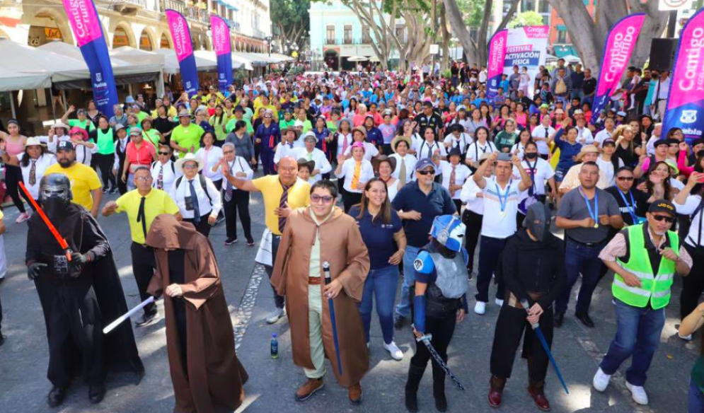 Celebran el “Gran Paseo Muy Padre”