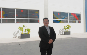 Estudiantes BUAP plasman creatividad en edificios de CU2