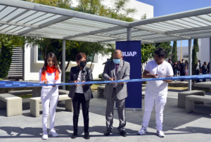 Durante su 3er Informe de Actividades el director de la Facultad de Medicina Veterinaria se inauguró un espacio de convivencia para estudiantes