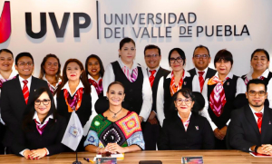 SMDIF y UVP firman convenio de colaboración