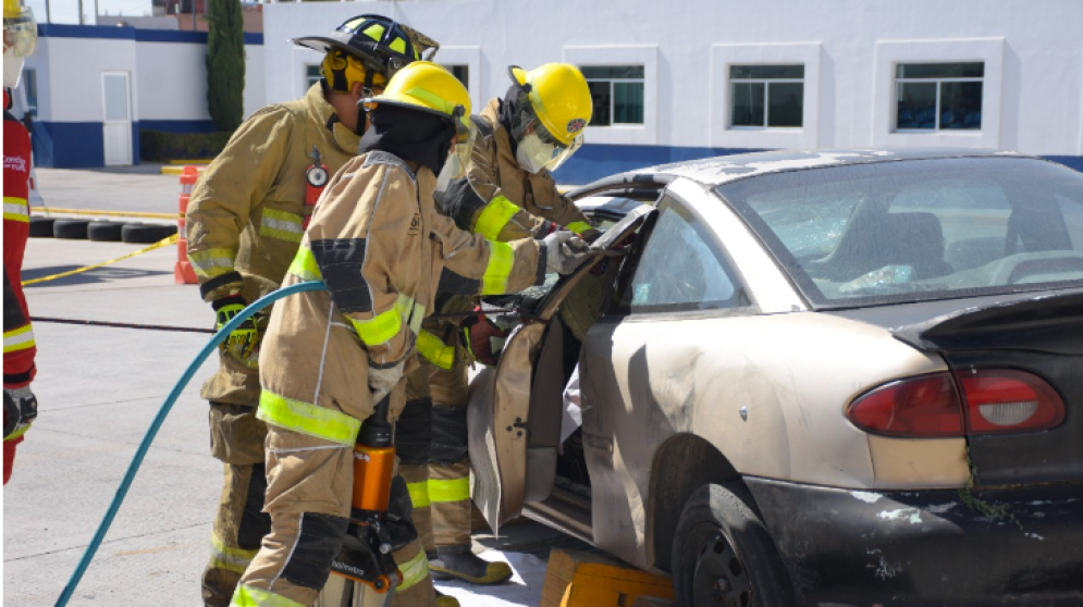 Protección Civil de Puebla se certifica en Técnicas y Operaciones de Extracción Vehicular