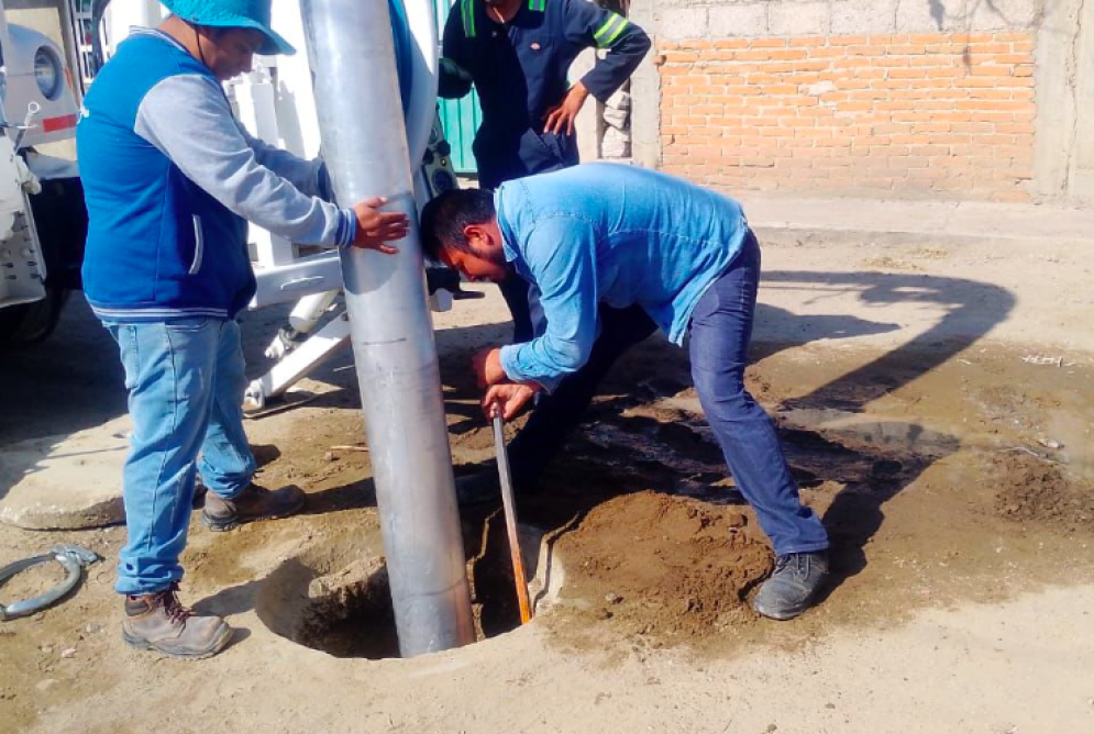 CAPAMH refuerza el desazolve para proteger a las familias de San José Xicohténcatl