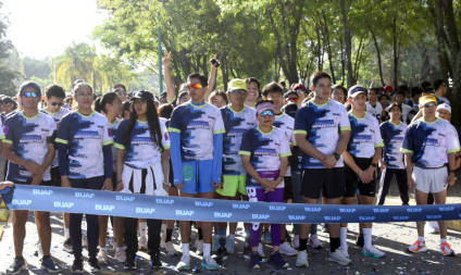 Se llevo a cabo la Carrera Universitaria