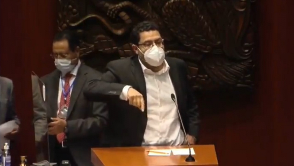 Martí Batres en el Senado