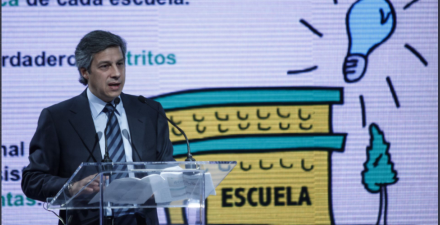 AMLO sabe ganar elecciones, pero no sabe gobernar: Claudio X. González