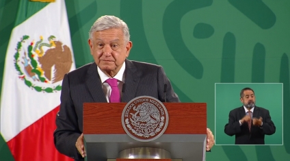 Asegura AMLO que todavía hay mucho racismo; acusa que le dijeron “naco” en Santa Fe