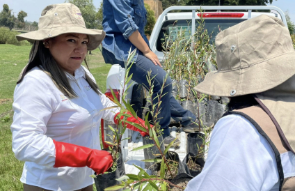 Procuraduría de Protección al Ambiente y Medio Ambiente realizan limpieza de 'La Laguna' en Acuitlapilco