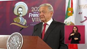 AMLO felicita a las mamás de México y el mundo; las festeja con un concierto en la mañanera