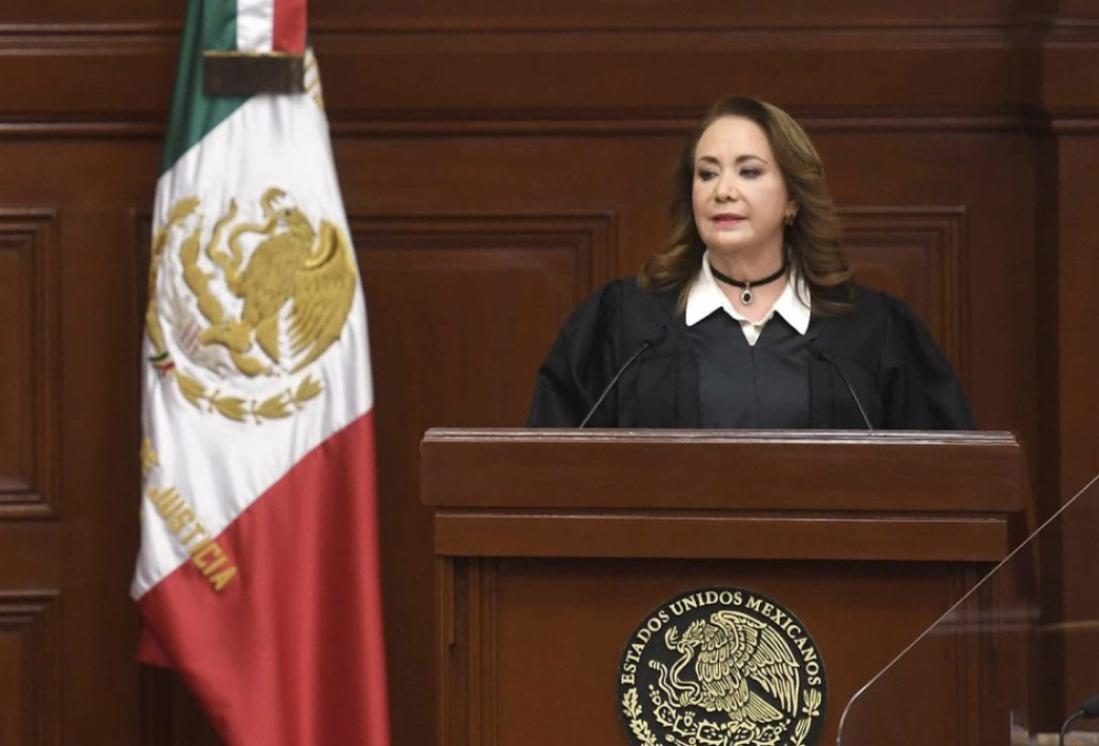 Yasmín Esquivel sufre revés; pese a que tribunal sostiene amparo a su favor, quita mordaza a la UNAM para difundir informes del caso