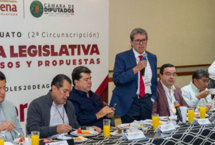 Monreal ve que Sheinbaum es la fuerza principal que sostiene a la 4T