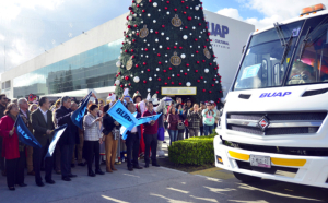 BUAP entrega casi 20 mil juguetes a niño@s