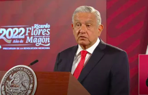 AMLO culpa a “una compañera” de Jesús Ramírez por publicación del gobierno contra Alito Moreno