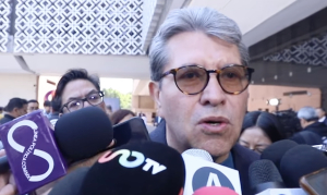 Monreal pide a partidos no insultarse durante discusión de la reforma electoral