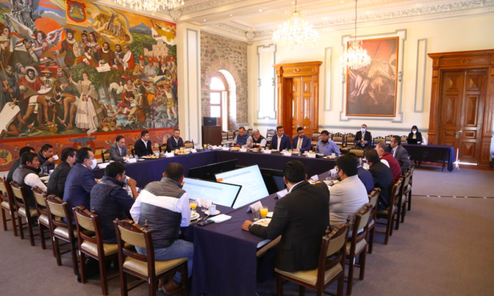 Realiza comuna primera reunión de trabajo con presidentes auxiliares