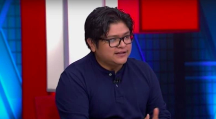 “Vaya dirigente”: Gibrán Ramírez se lanza contra marcha de AMLO