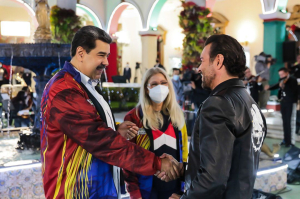 Cancelan conciertos de Pablo Montero en EEUU por cantarle a Nicolás Maduro