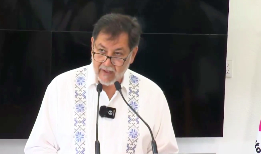 Noroña acusa a López Obrador de ser sectario