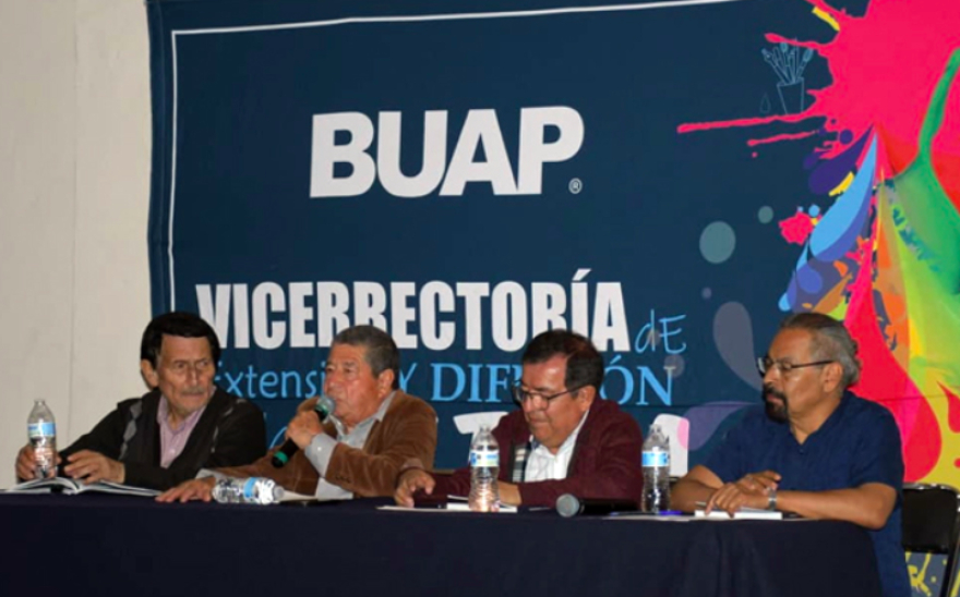 Presentan "Puebla. Crónica gráfica de los años 70, 80 y 90 del siglo XX"