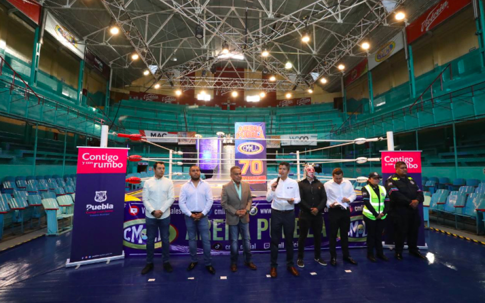 Celebran por el 70 aniversario de la Arena Puebla