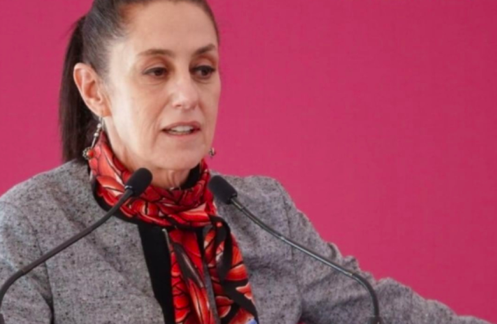 INE ordena a Sheinbaum retirar propaganda a favor de AMLO de los espacios públicos en CDMX
