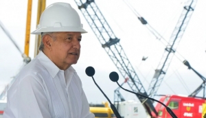 AMLO ordena reducirle 73 mil mdp en impuestos a Pemex