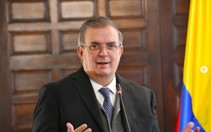 Ebrard lamenta que México y Colombia sean países con demasiadas “narcoseries”