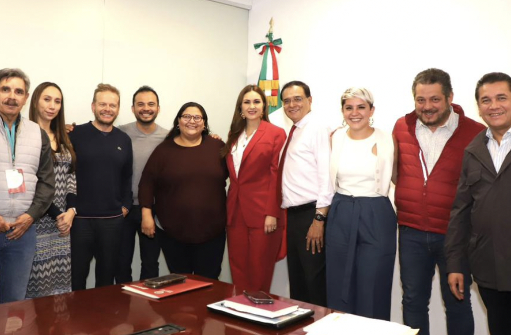 Morena y partidos satélites acuerdan definir por encuestas las candidaturas al senado y a San Lázaro; van por el plan C