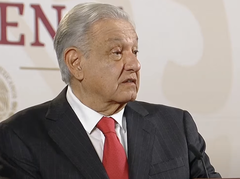 AMLO arremete contra críticos en redes sociales que posicionan el HT #NarcoPresidente y pide al INE investigar “guerra sucia”