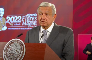 AMLO pide no estigmatizar a los normalistas de Ayotzinapa: “nada de que eran revoltosos”, afirma