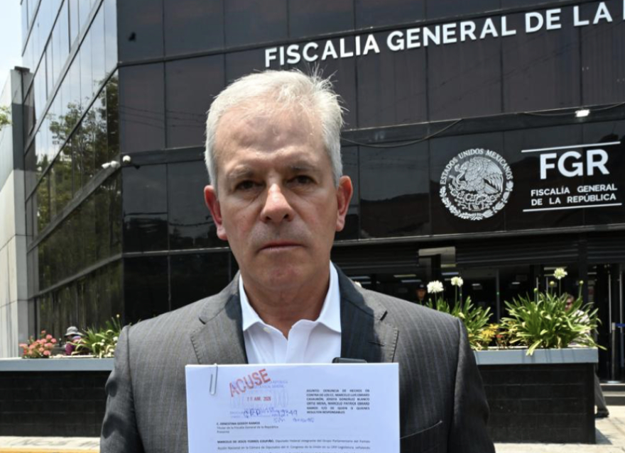 PAN presenta denuncia contra Ebrard por utilizar embajada de Reino Unido para fines personales