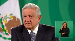 Afirma AMLO que en México no hay protestas contra el gobierno como en otros países; salen muy pocos