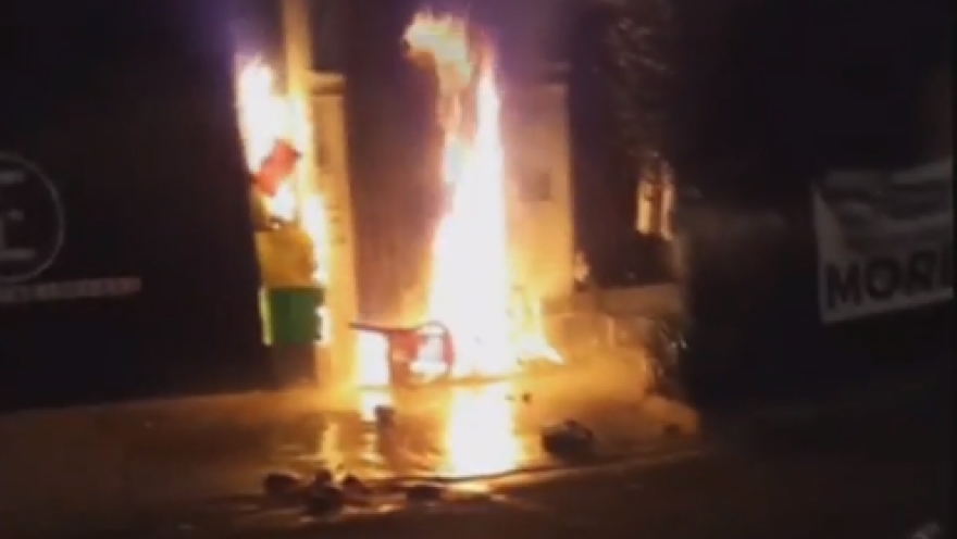 Vandalizan sede de Morena en la Ciudad de México en inconformidad con Mario Delgado