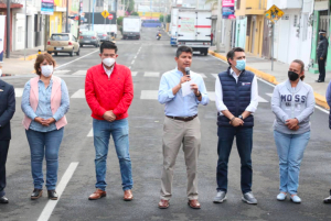 Entrega Lalo Rivera nueva obra en la 55 sur