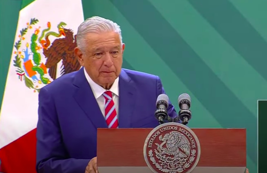AMLO acusa que empresas participan en el robo de gas en Puebla