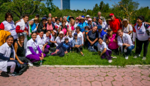 Adultos mayores visitan el jardín botánico de la BUAP