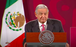 Asegura AMLO que reglamento de becas del CONACYT existe desde el neoliberalismo