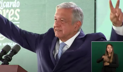 AMLO acepta invitación de Fox para ex presidentes se reúnan a tomarse una foto