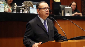 Germán Martínez señala que el PRI no se sabe ‘gobernar’: están dando un espectáculo en el Senado