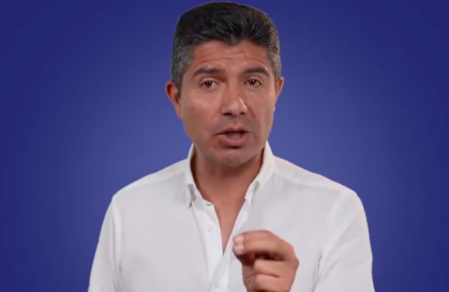 Eduardo Rivera propone mejores salarios y prestaciones únicas a policías