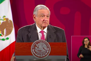 AMLO acusa mala fe y odio contra López – Gatell; “sus servicios son excepcionales”, dice