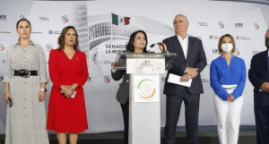 Senadores del PAN denuncian a Mario delgado y a sobrina de AMLO por actos de corrupción