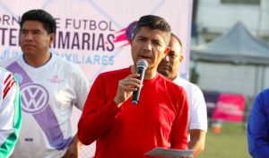 Eduardo Rivera anuncia el Torneo Interprimarias de Fútbol 7 en juntas auxiliares