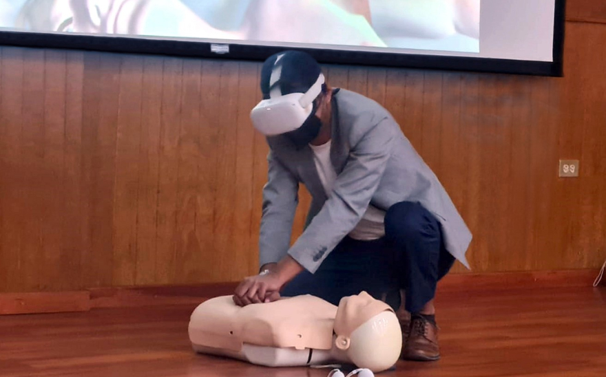 Enfermería BUAP aplica realidad virtual en la práctica de procedimientos clínicos