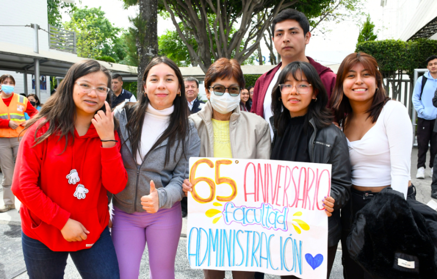 Facultad de administración celebra 65 años