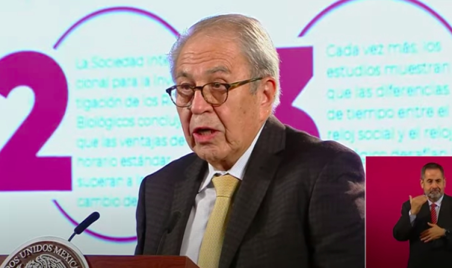 Jorge Alcocer recomienda eliminar horario de verano y regresar "al reloj de Dios"