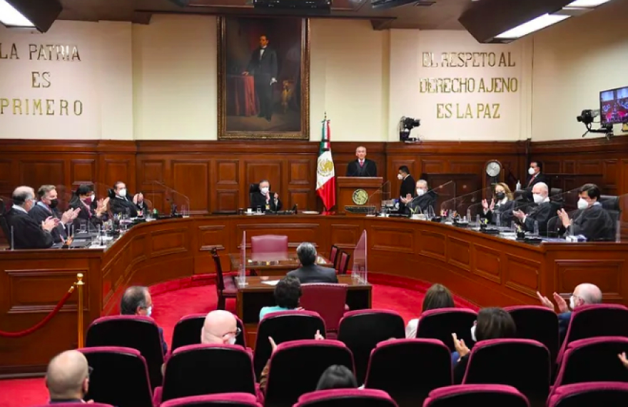 Con 6 votos a favor y 5 en contra la SCJN le concede a AMLO la figura de súper delegados