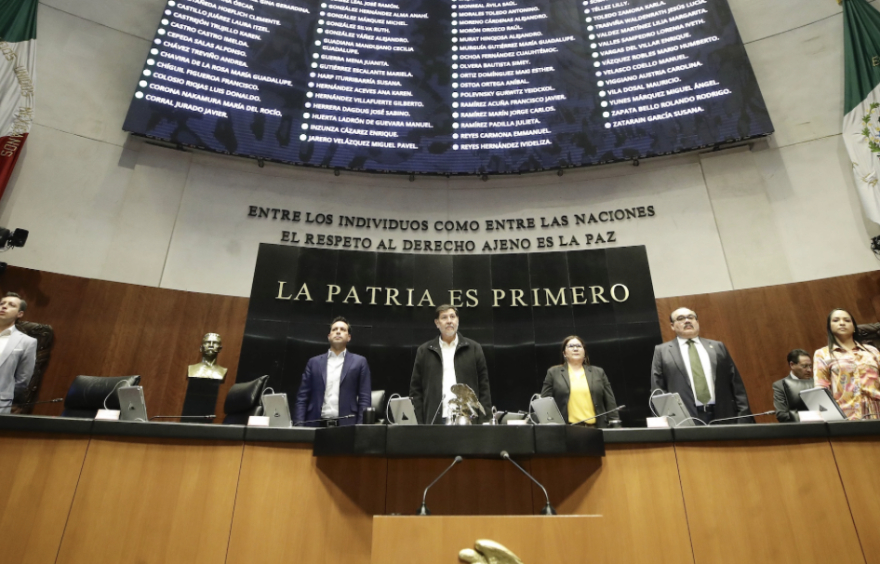 Regresa a comisiones proyecto de la #LeyCensura